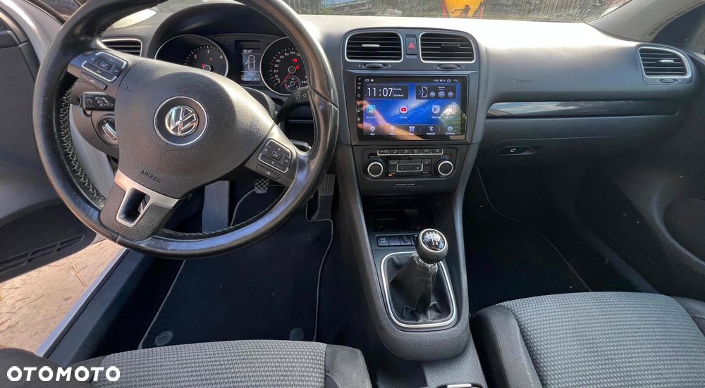 Volkswagen Golf 1.6 TDI DPF Highline - 12
