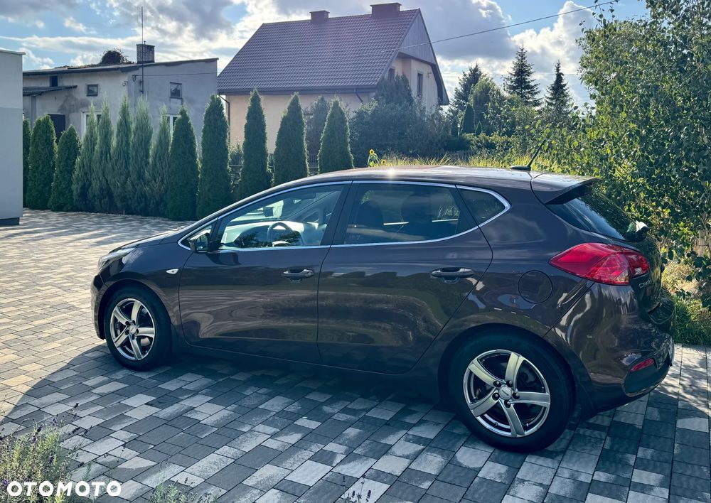 Kia Ceed Cee'd 1.6 GDI Business Line - 3