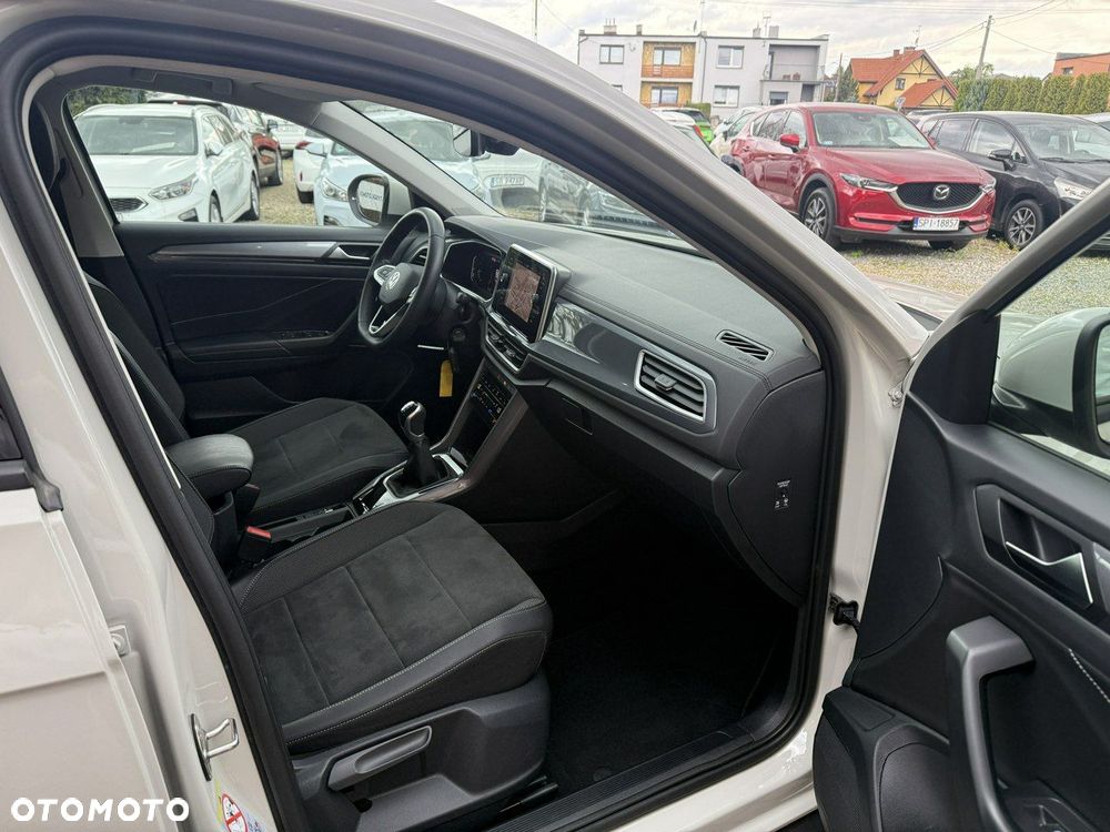 Volkswagen T-Roc 1.5 TSI Style - 25