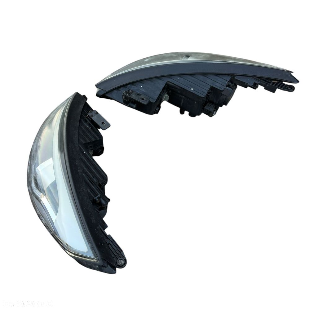 Lampy przód przednie reflektory lampa lewa prawa Hyundai ix35 Lift UK - 6