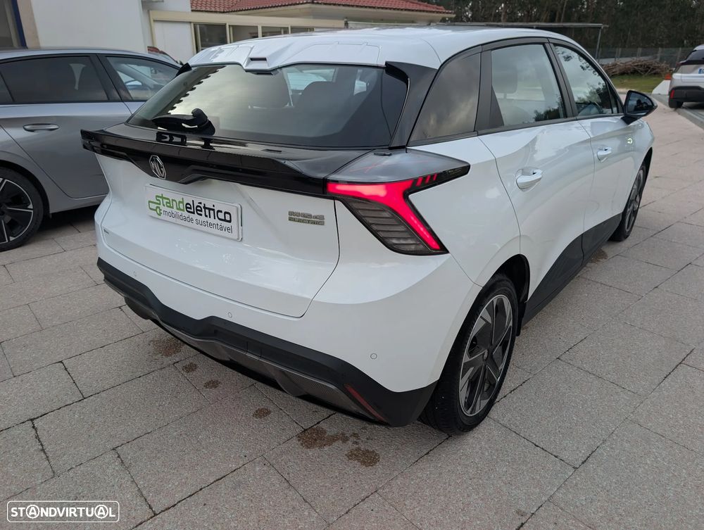 MG MG4 4 Standard - 16