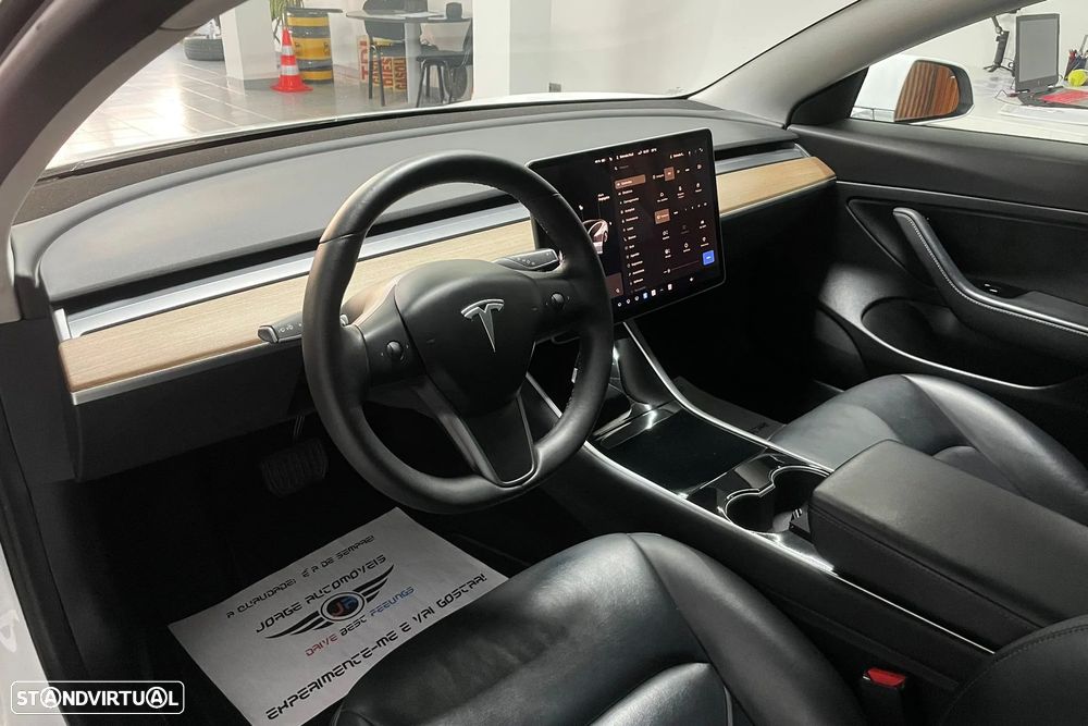 Tesla Model 3 Tração Traseira - 24