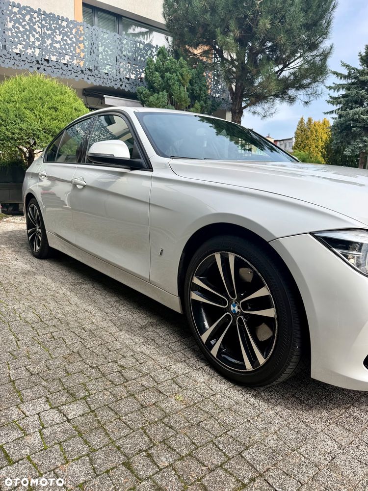 BMW Seria 3 - 1