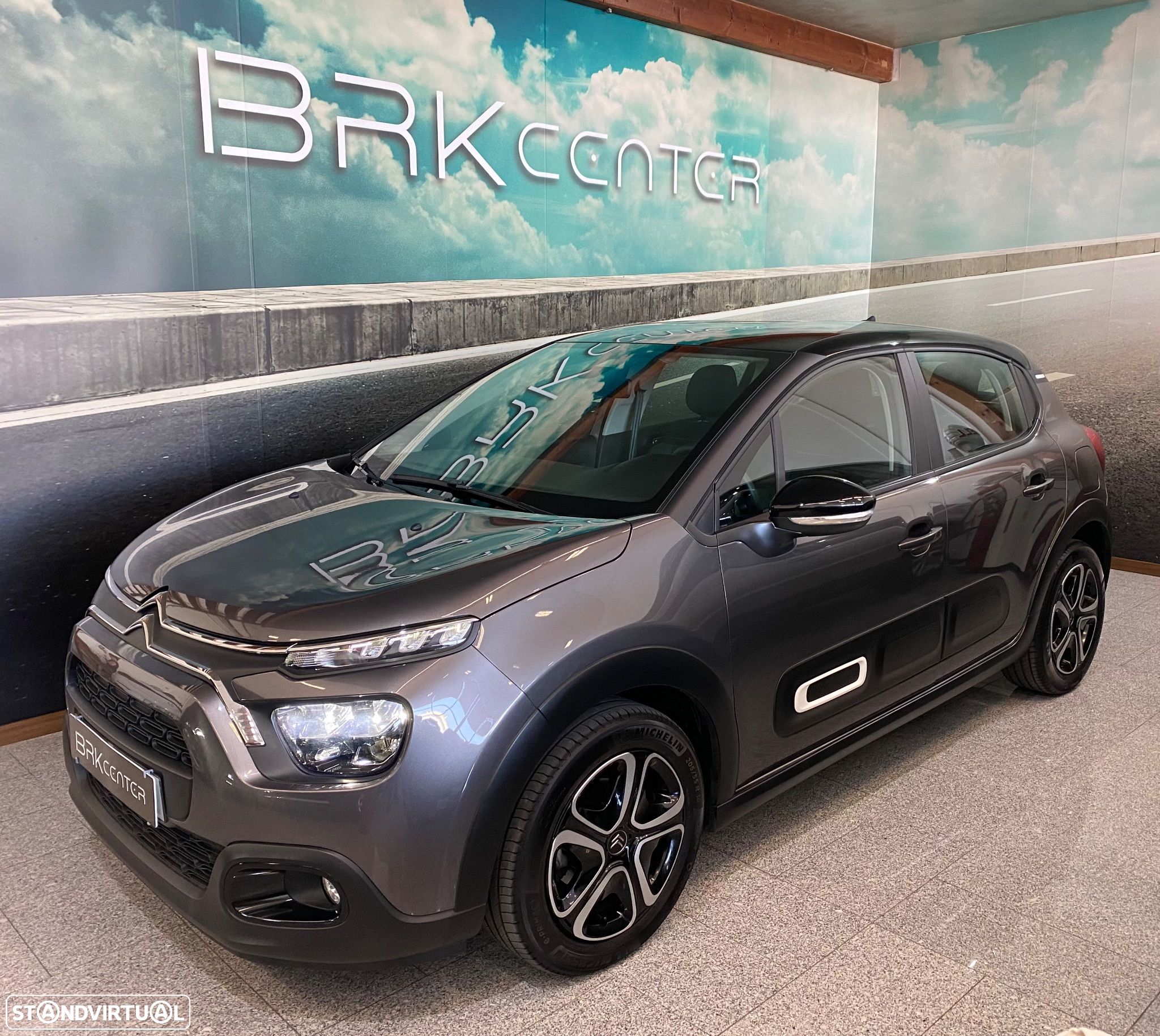 Citroën C3 1.2 PureTech Plus - 1