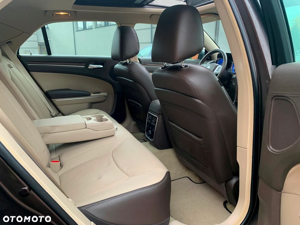 Lancia Thema 3.6 V6 VVT 24V Automatik Executive - 12