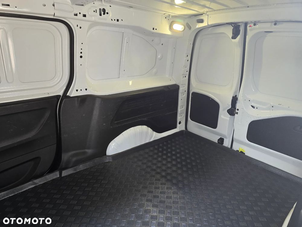 Opel Combo - 28