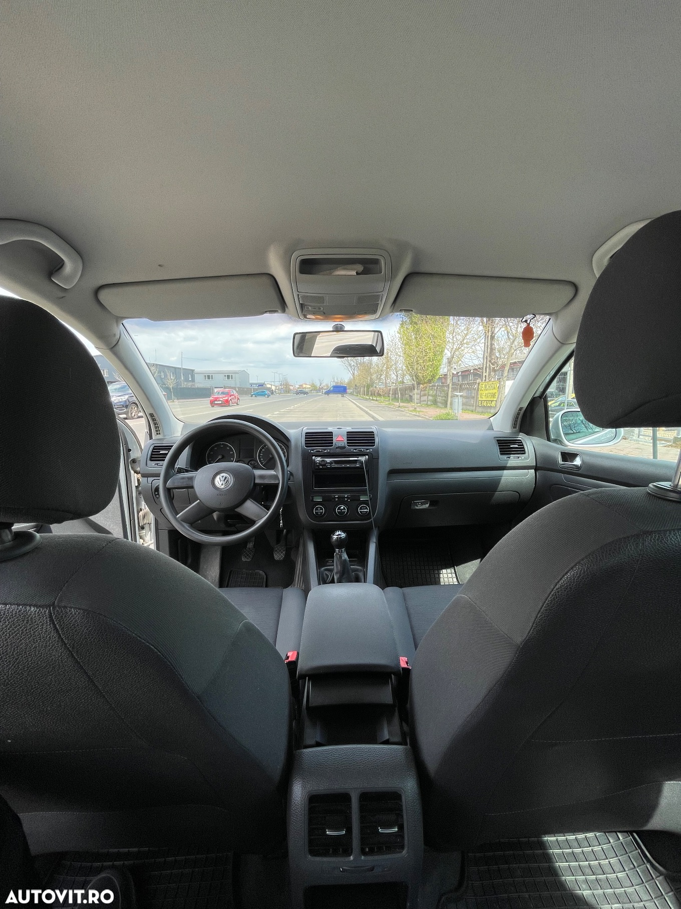 Volkswagen Golf 1.6 Comfortline - 7