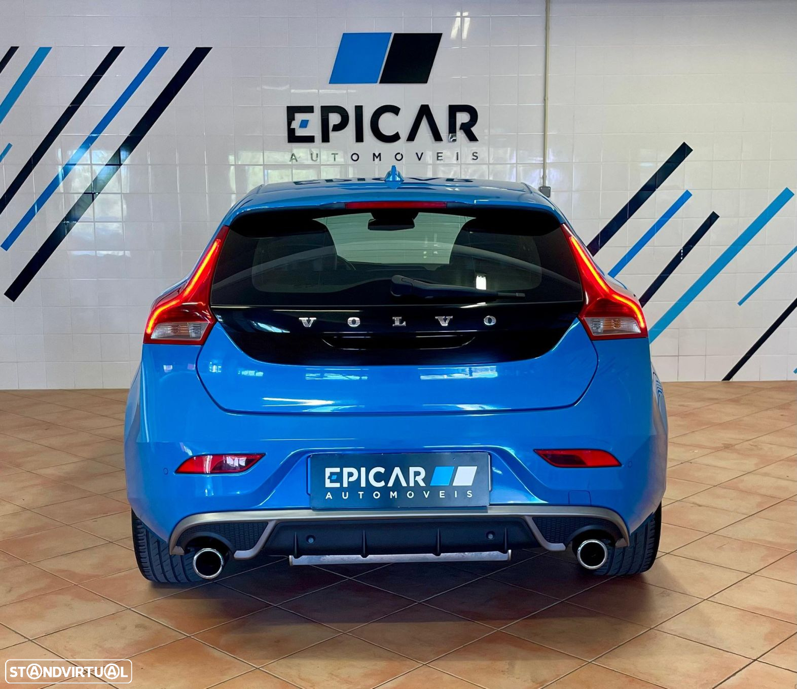 Volvo V40 1.6 D2 R-Design - 9