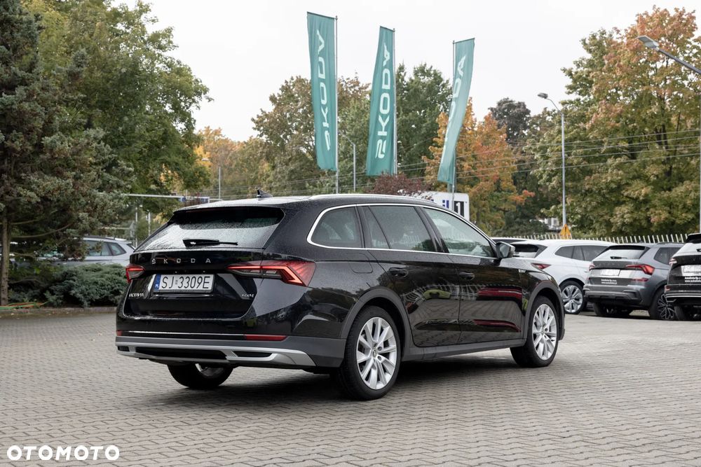 Skoda Octavia 2.0 TDI 4x4 Scout DSG - 7