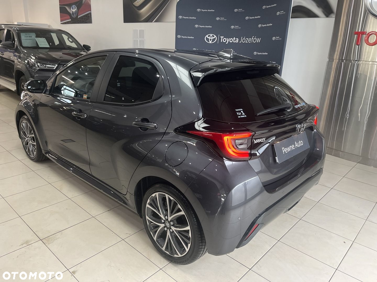 Toyota Yaris - 2