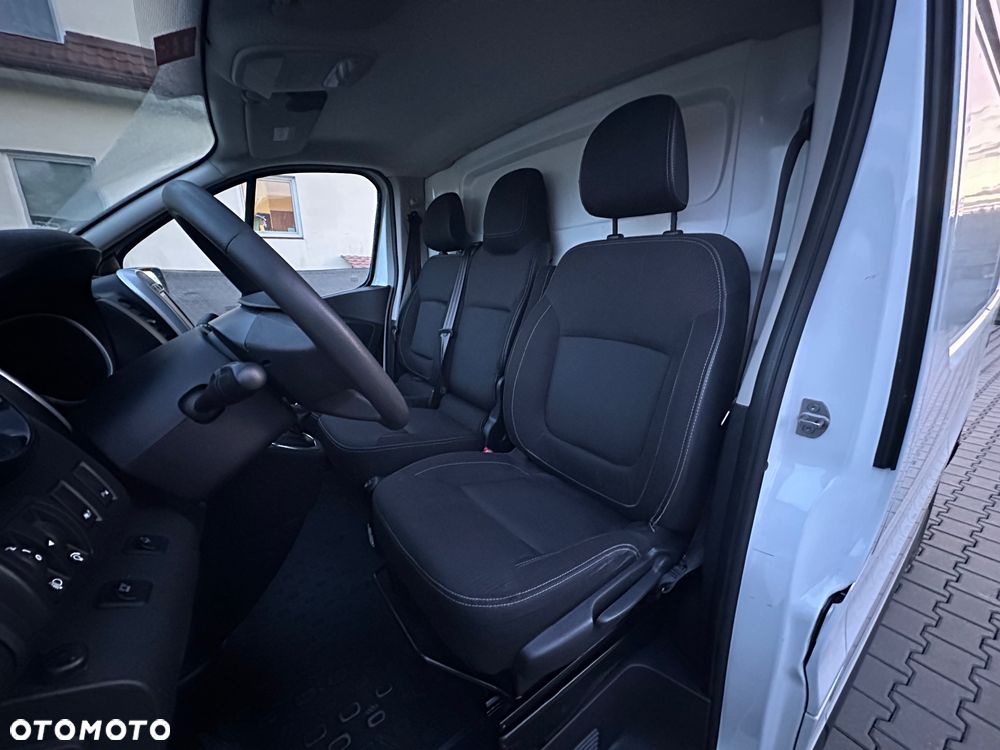 Renault Trafic - 13