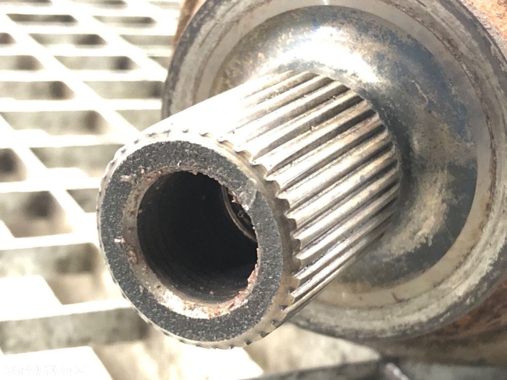 PÓŁOŚ LEWY PRZÓD - 143.00 PLN - SKODA OCTAVIA III (5E3, NL3, NR3) 2012 - 2022 1.8 TSI 132 kW - 4