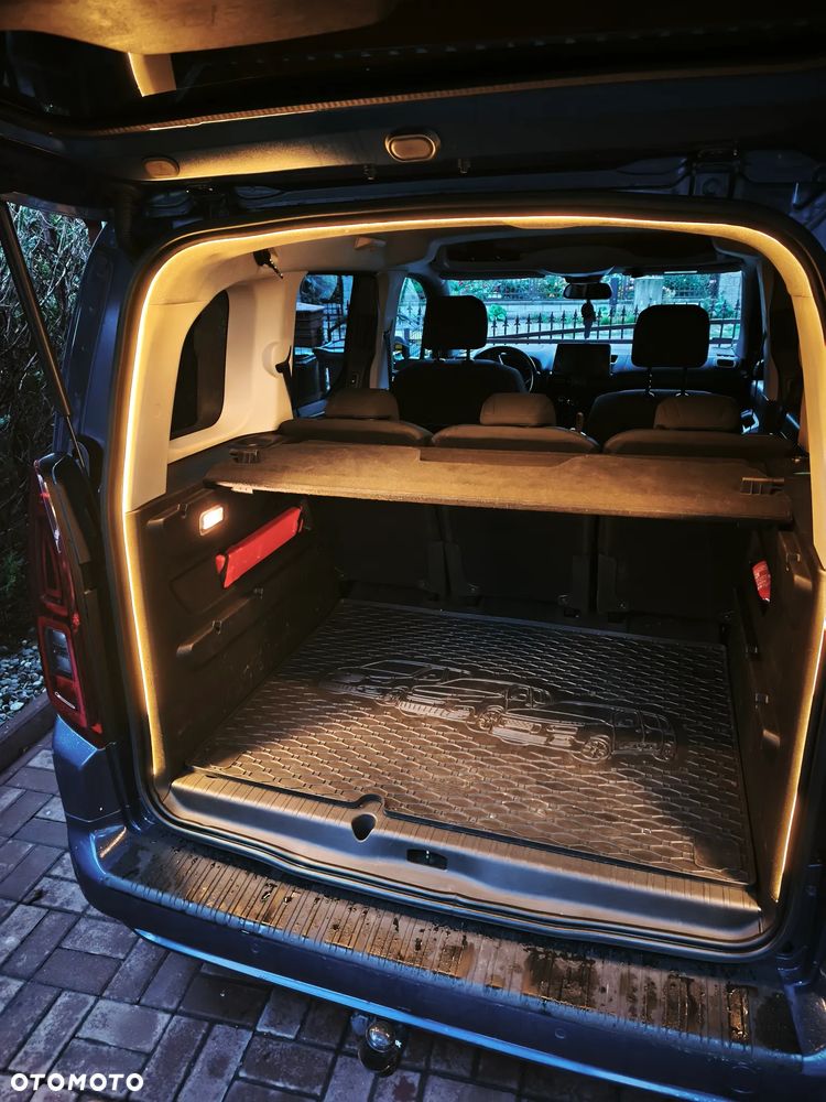 Opel Combo 1.2 Turbo Edition S&S - 36