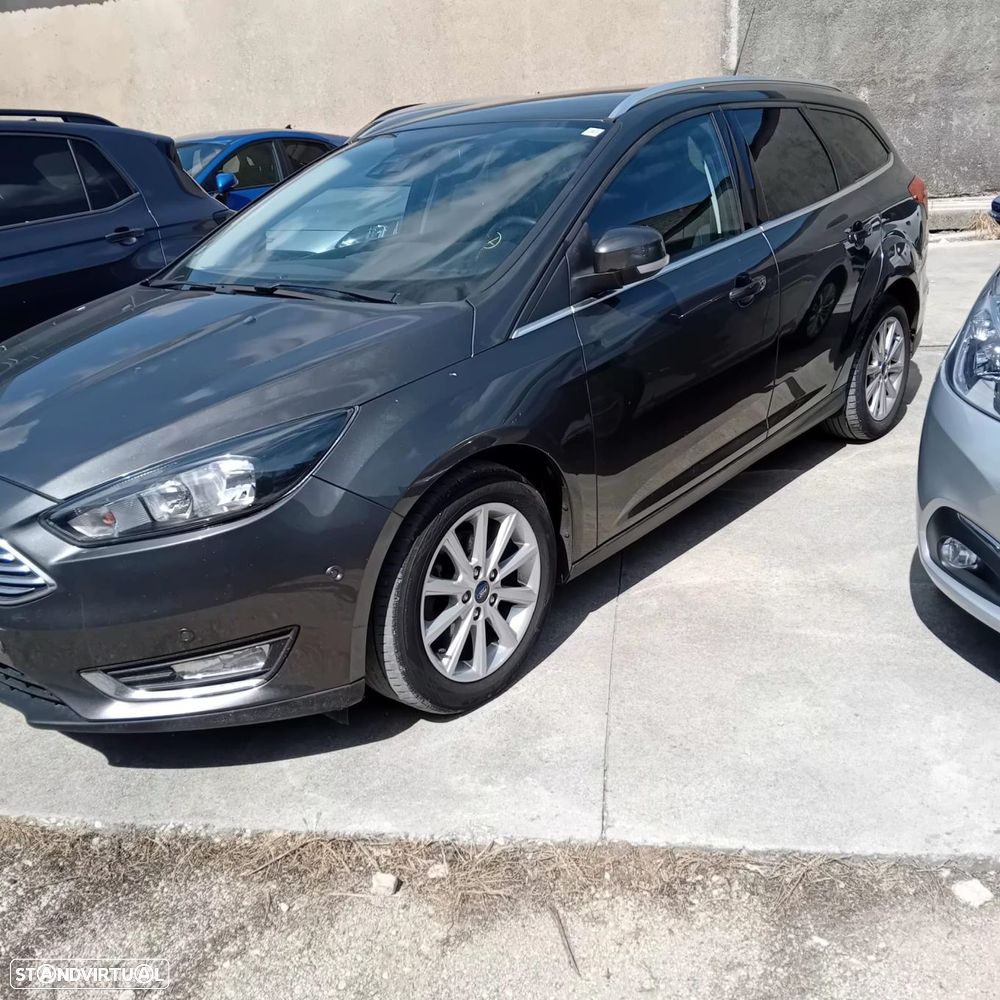Ford Focus 1.5 TDCi ECOBlue Titanium - 5