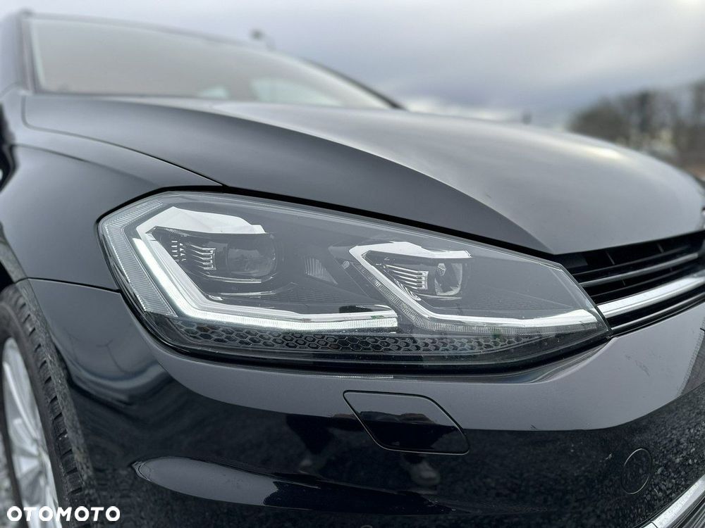 Volkswagen Golf - 30