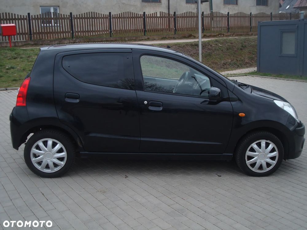 Nissan Pixo 1.0 more - 13