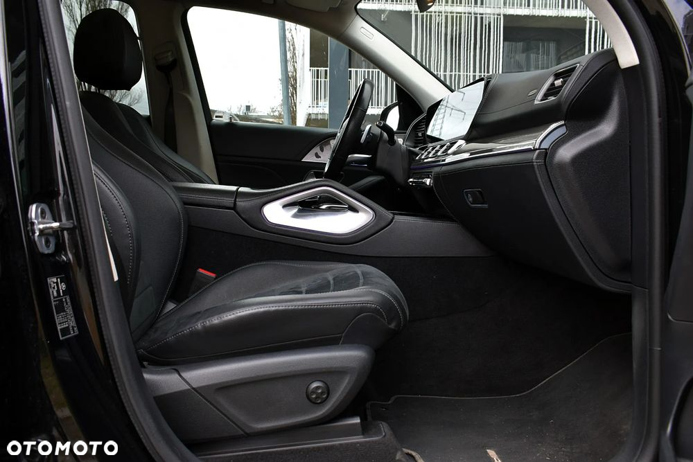 Mercedes-Benz GLE 300 d 4-Matic - 8