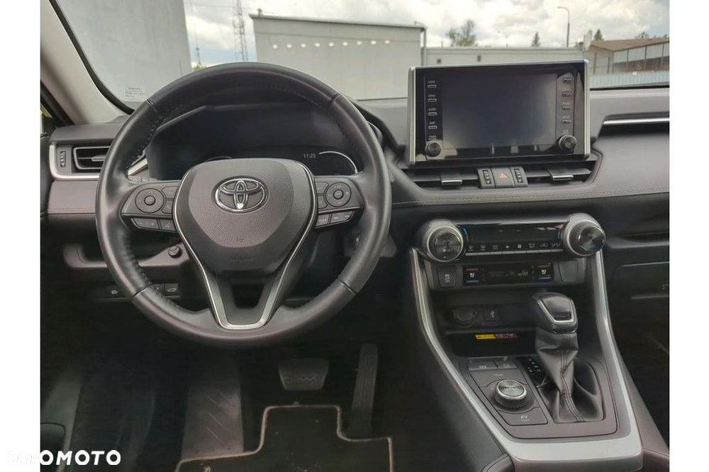 Toyota RAV4 - 7