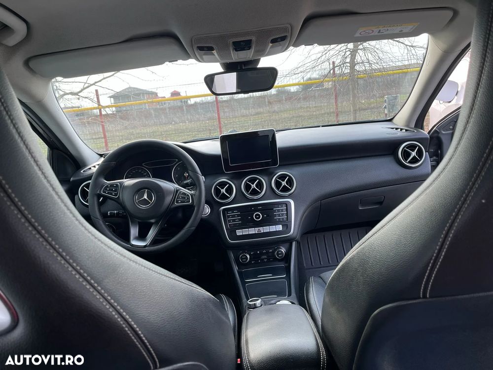 Mercedes-Benz A 180 d 7G DCT - 10