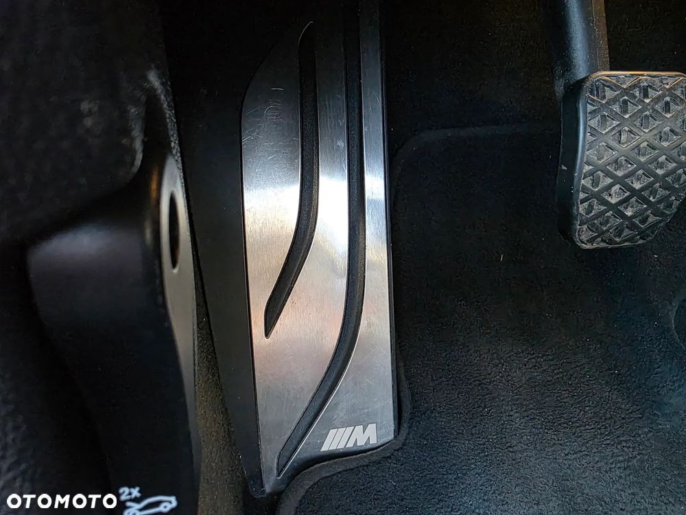 BMW Seria 1 116i Sport Line - 24