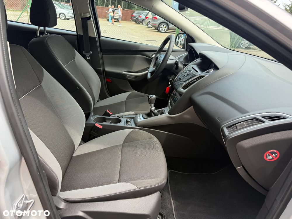 Ford Focus - 8