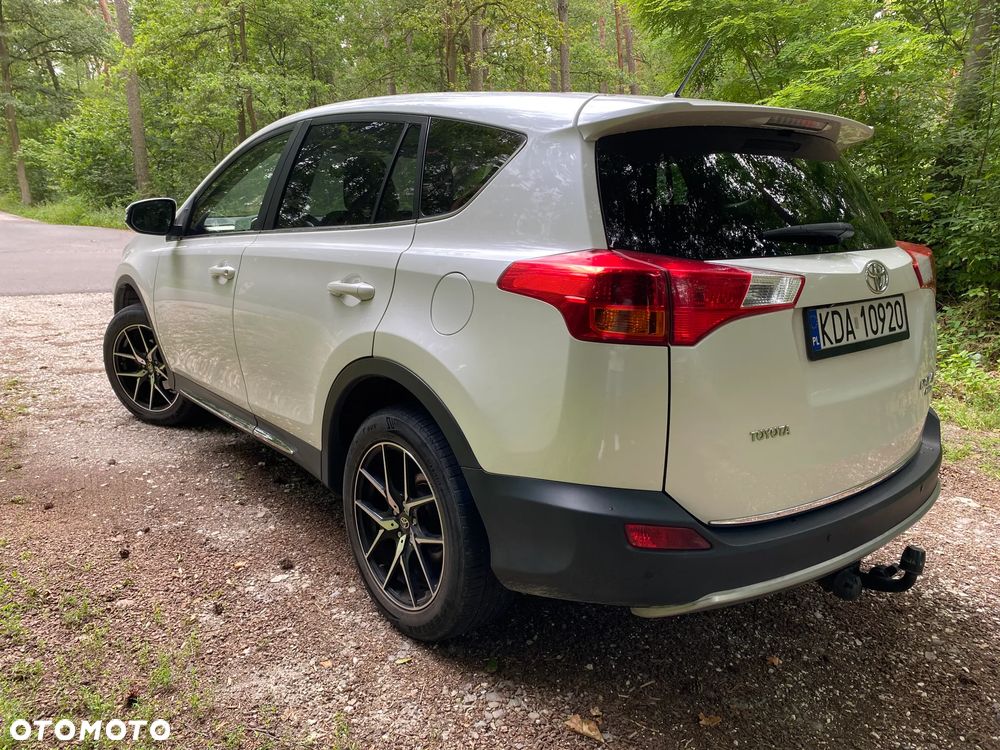 Toyota RAV4 2.0 D-4D Premium - 5