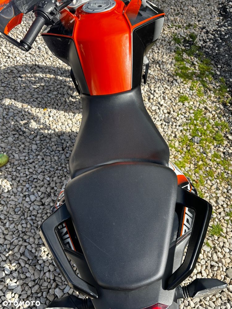 KTM Duke 125 - 12