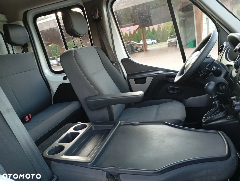 Renault Master !!! DOKA !!! BRYGADÓWKA 7 osobowy KLIMATYZACJA ! DMC 3500 kg ! Sprowadzony Zarejestrowany !!! Nie movano - 17