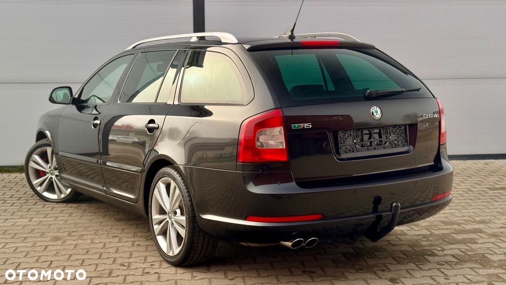 Skoda Octavia 2.0 TDI DPF DSG RS - 18