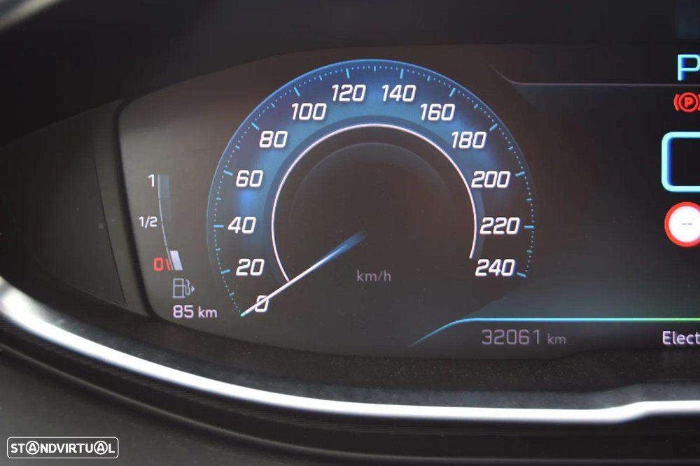 Peugeot 3008 1.6 Hybrid GT e-EAT8 - 16