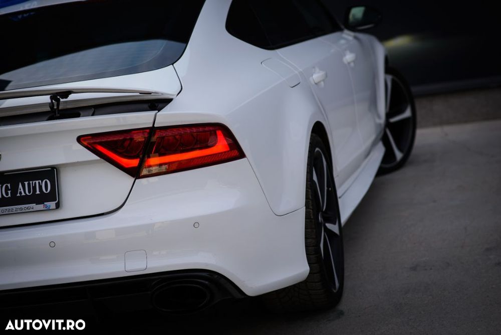 Audi RS7 Standard - 10