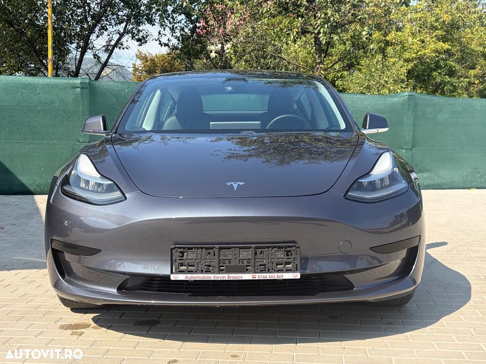 Tesla Model 3 - 33