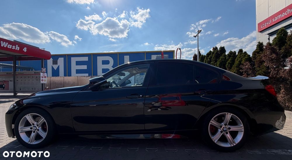 BMW Seria 3 320i Sport-Aut Sport Line - 6