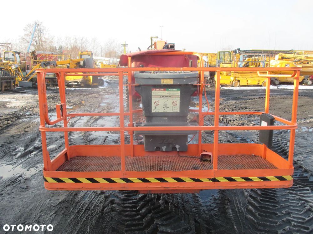 JLG 860SJ - 11