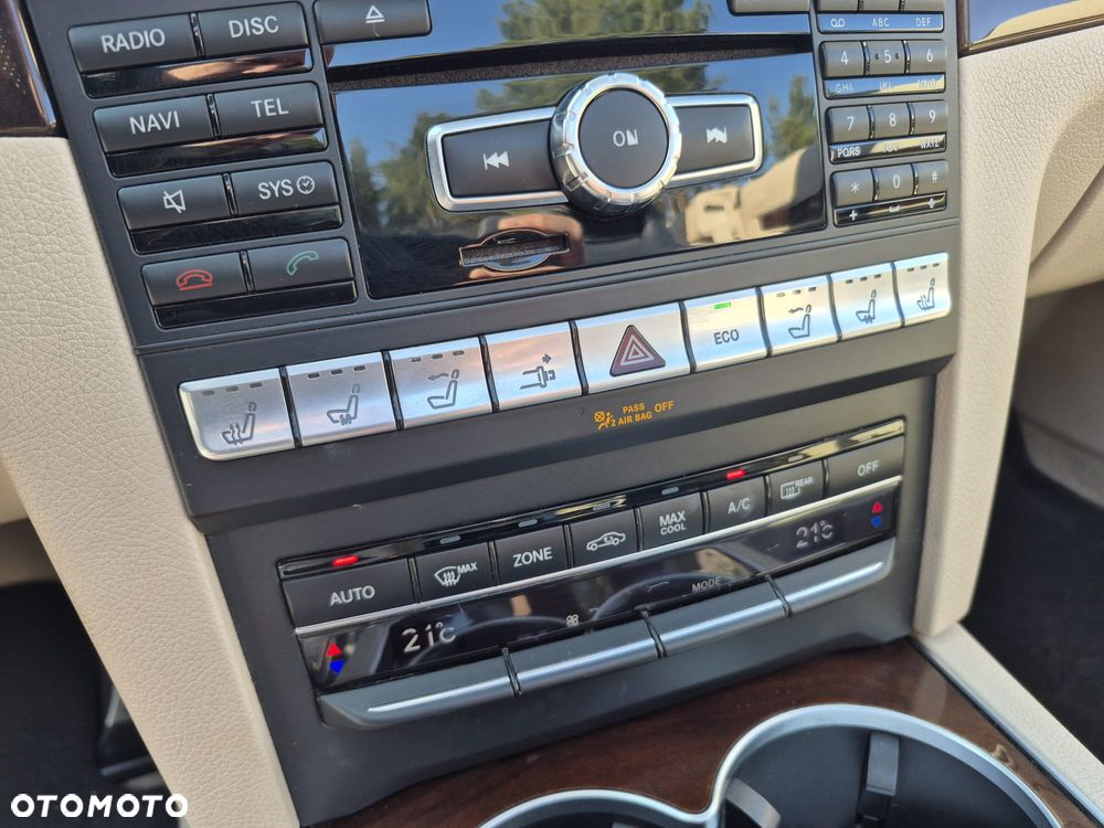 Mercedes-Benz Klasa E 400 7G-TRONIC - 17
