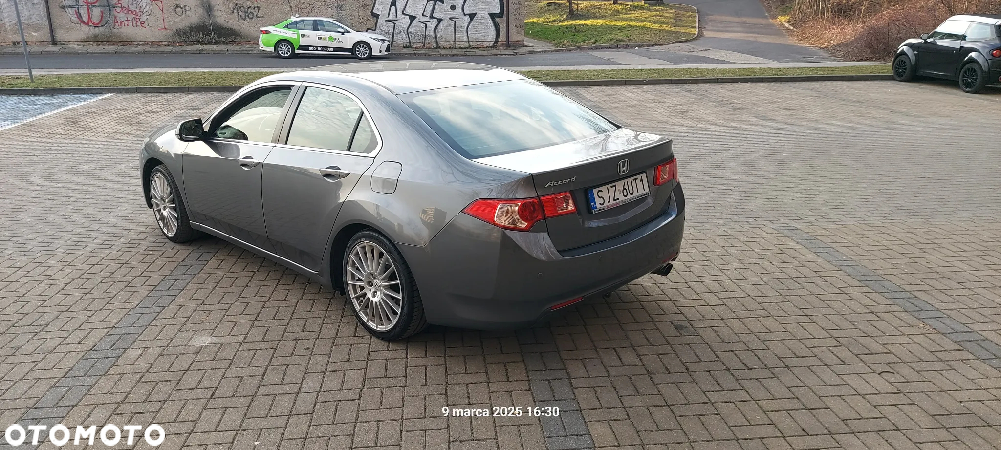 Honda Accord - 2