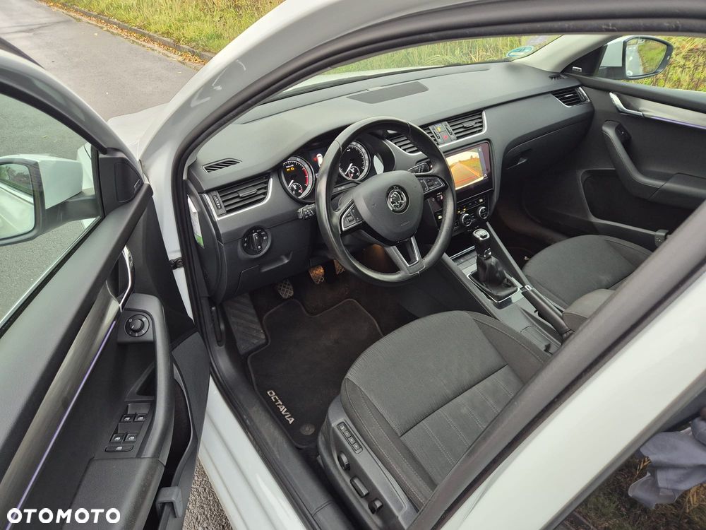 Skoda Octavia - 3