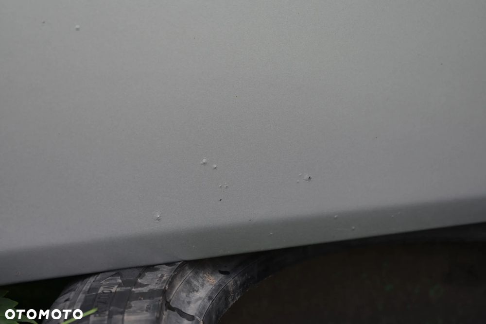 MERCEDES W211 DRZWI PRZEDNIE PRZÓD PRAWE 744 IGŁA - 4