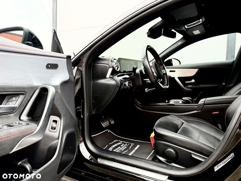 Mercedes-Benz CLA 180 d 7G-DCT AMG Line - 22