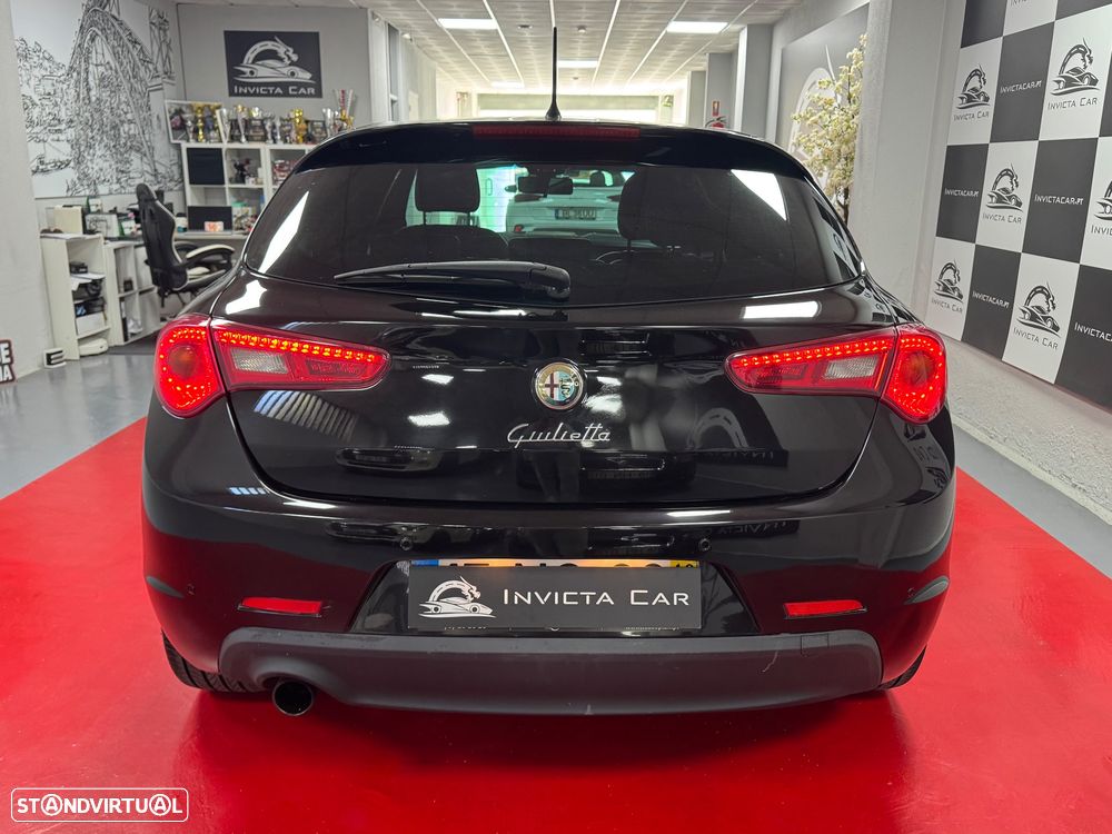 Alfa Romeo Giulietta 1.6 JTDM Veloce - 7