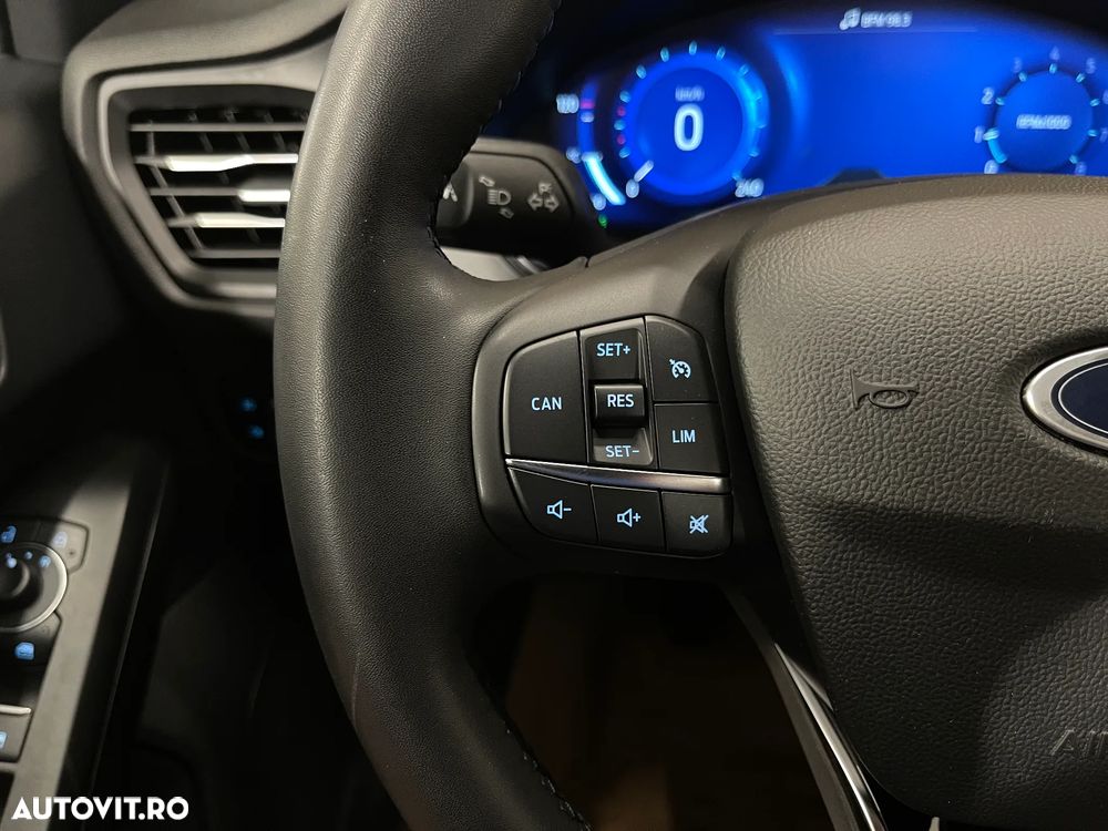 FORD Focus 2024 — imagine 48