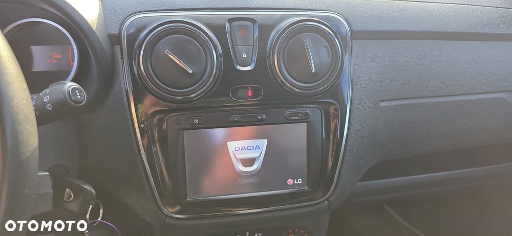Dacia Lodgy TCe 115 Stepway - 10