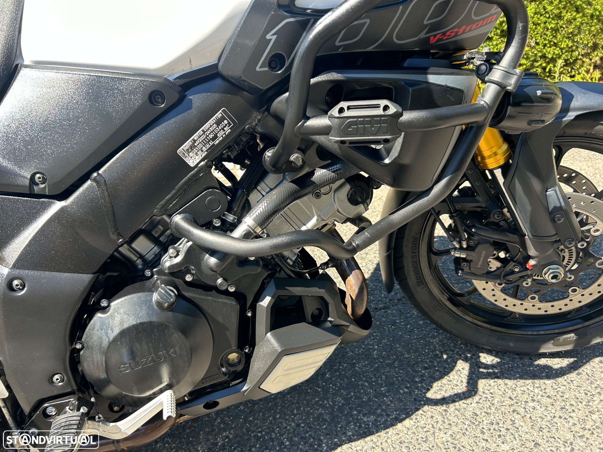 Suzuki V Strom 1000 - 24