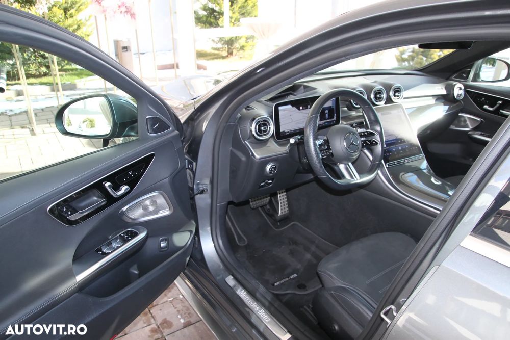 Mercedes-Benz C - 26