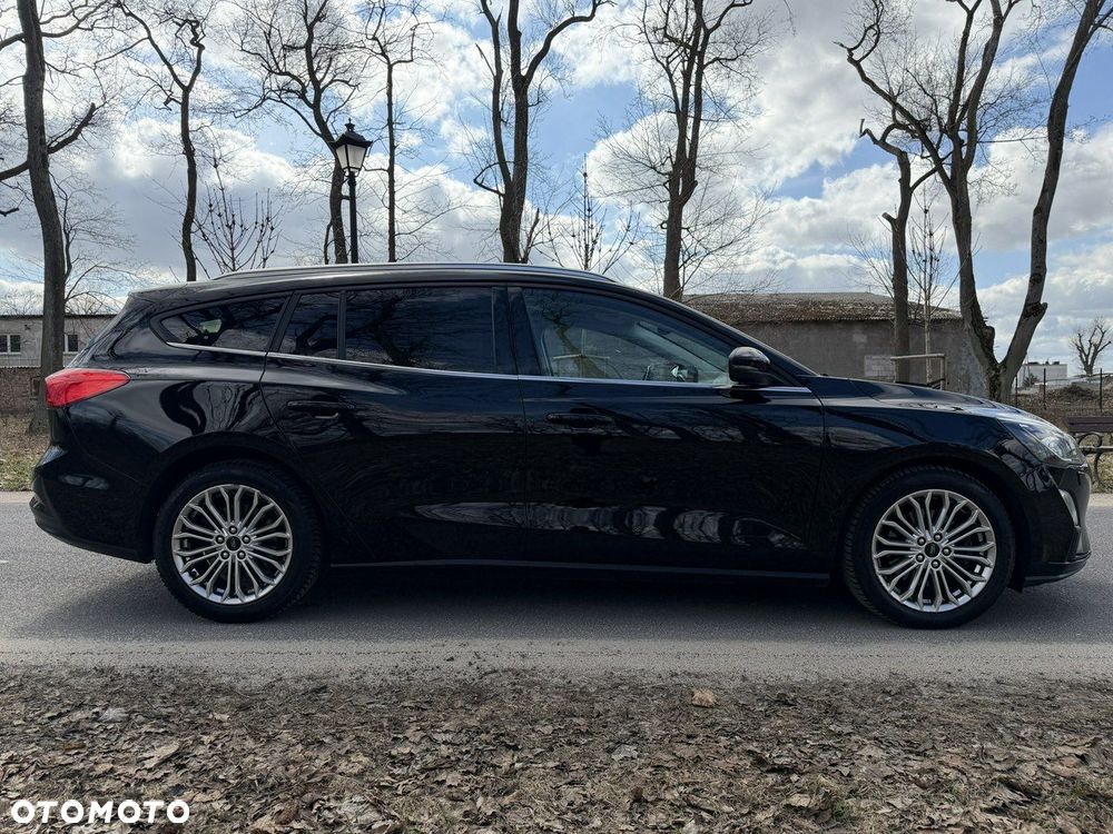 Ford Focus - 12