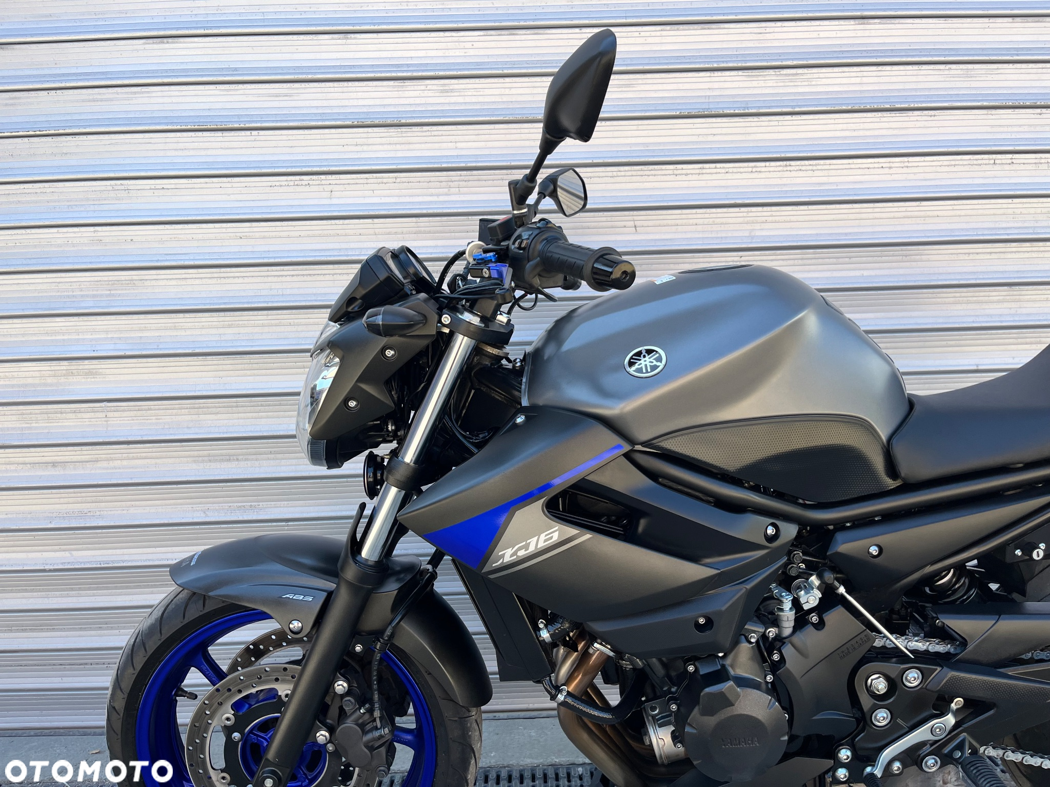 Yamaha XJ - 32