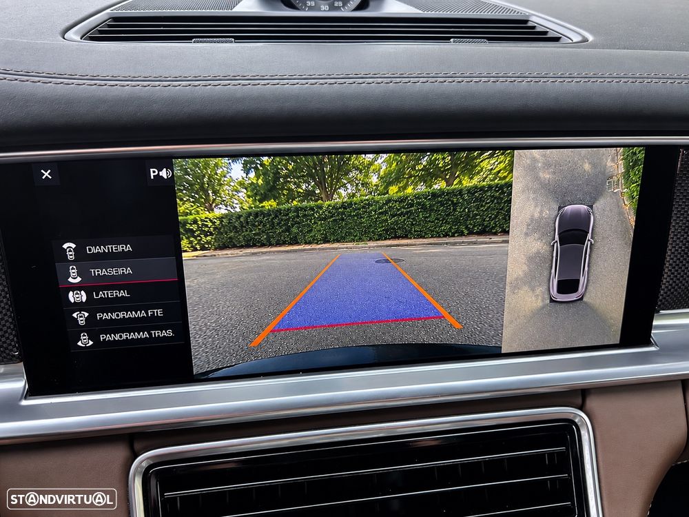 Porsche Panamera 4 E-Hybrid Executive - 10