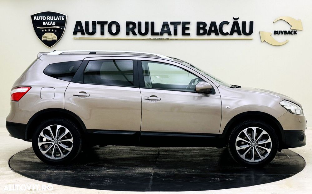 Nissan Qashqai+2 - 4