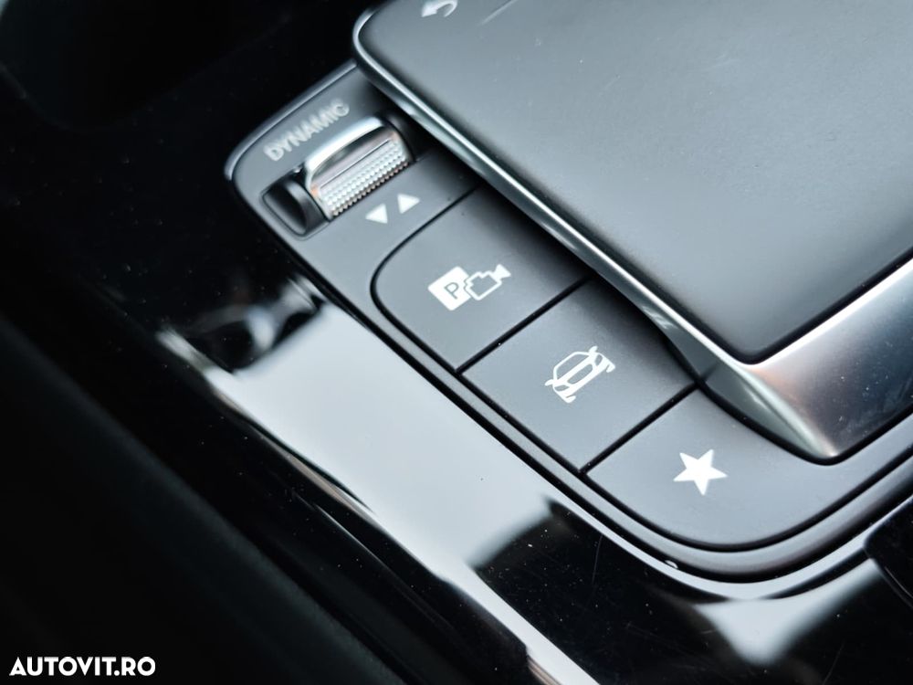 Mercedes-Benz A 250 e 8G-DCT - 21