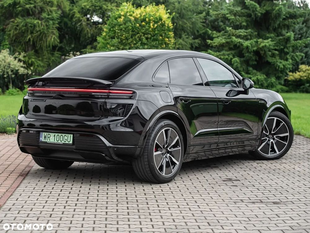 Porsche Macan - 13